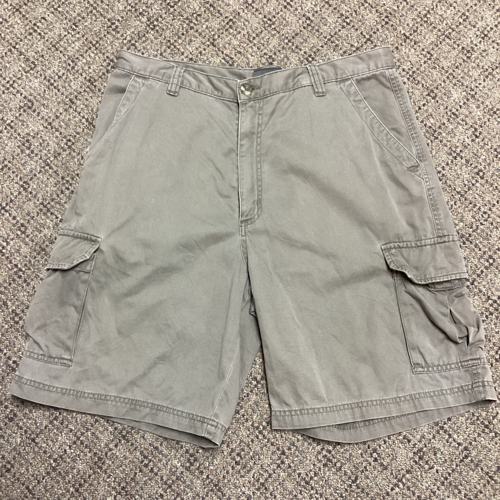 Croft & Borrow Tan Khaki Cargo Shorts * Size Mens 36